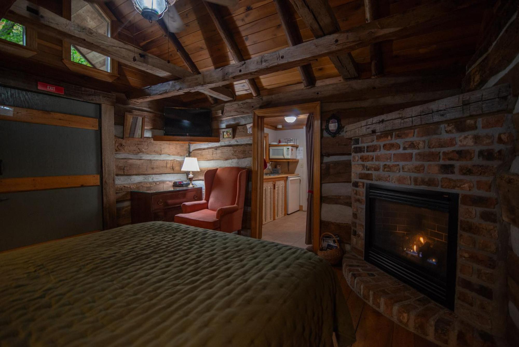 Moore House Inn & Cabins Marlinton Rom bilde